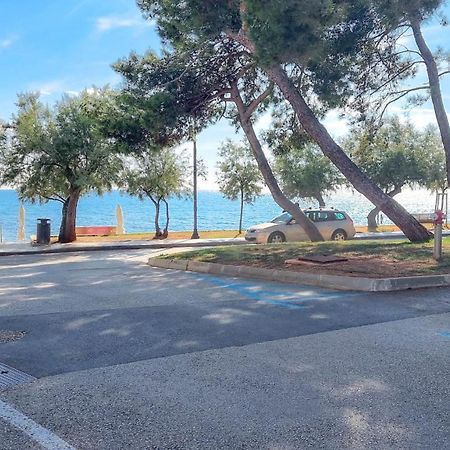 Room Fiore Novigrad  Bagian luar foto